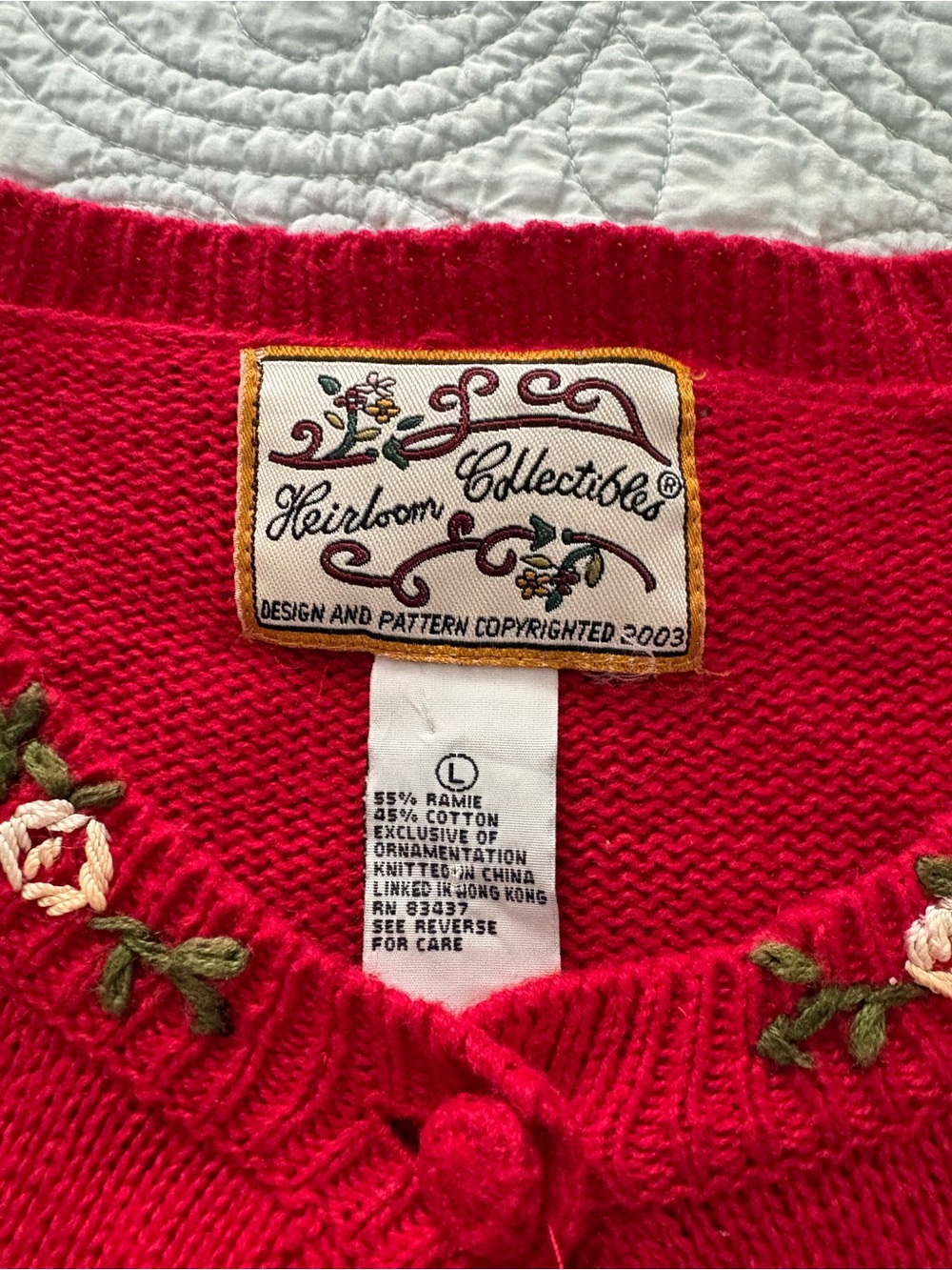 Vintage Heirloom Collectibles hand embroidered hearts cardigan. Size large. - Picture 7 of 11